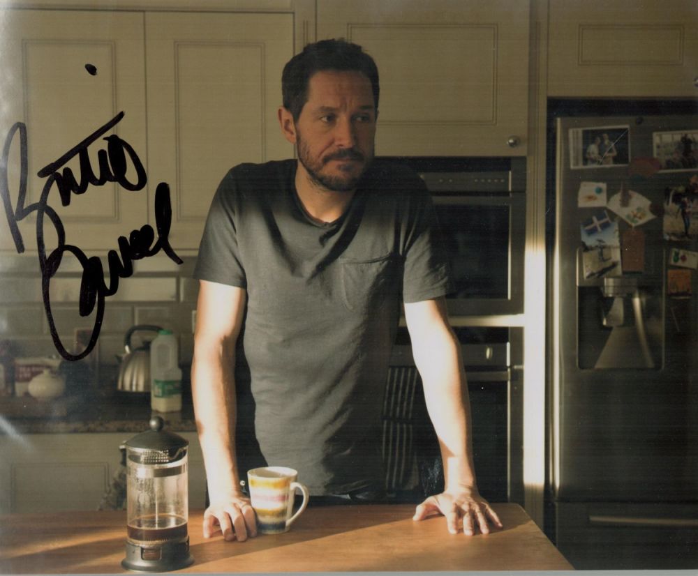 Lot 698: Bertie Carvel Actor Signed Doctor Foster 8x10 Photo...