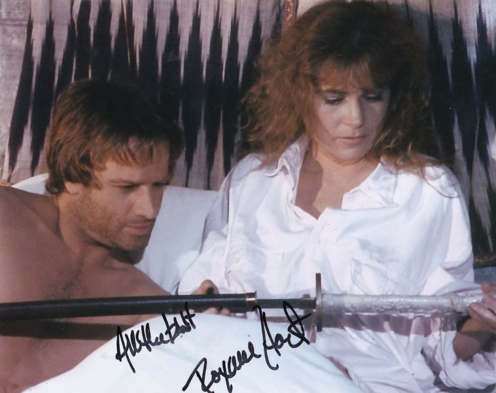 Lot 81: Roxanne Hart, Highlander Actress, 10x8 inch Signed Photo....