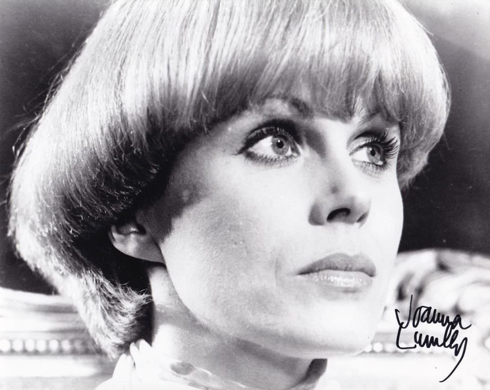 Lot 225: Joanna Lumley, Popular Actress Avengers, 10x8 inch Signed...