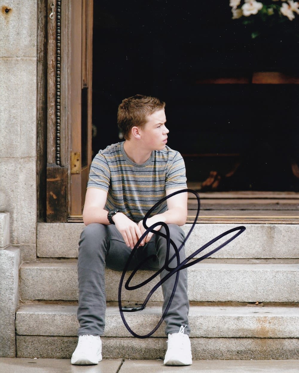 Lot 246: Will Poulter, We're the Millers Actor, 10x8 inch...