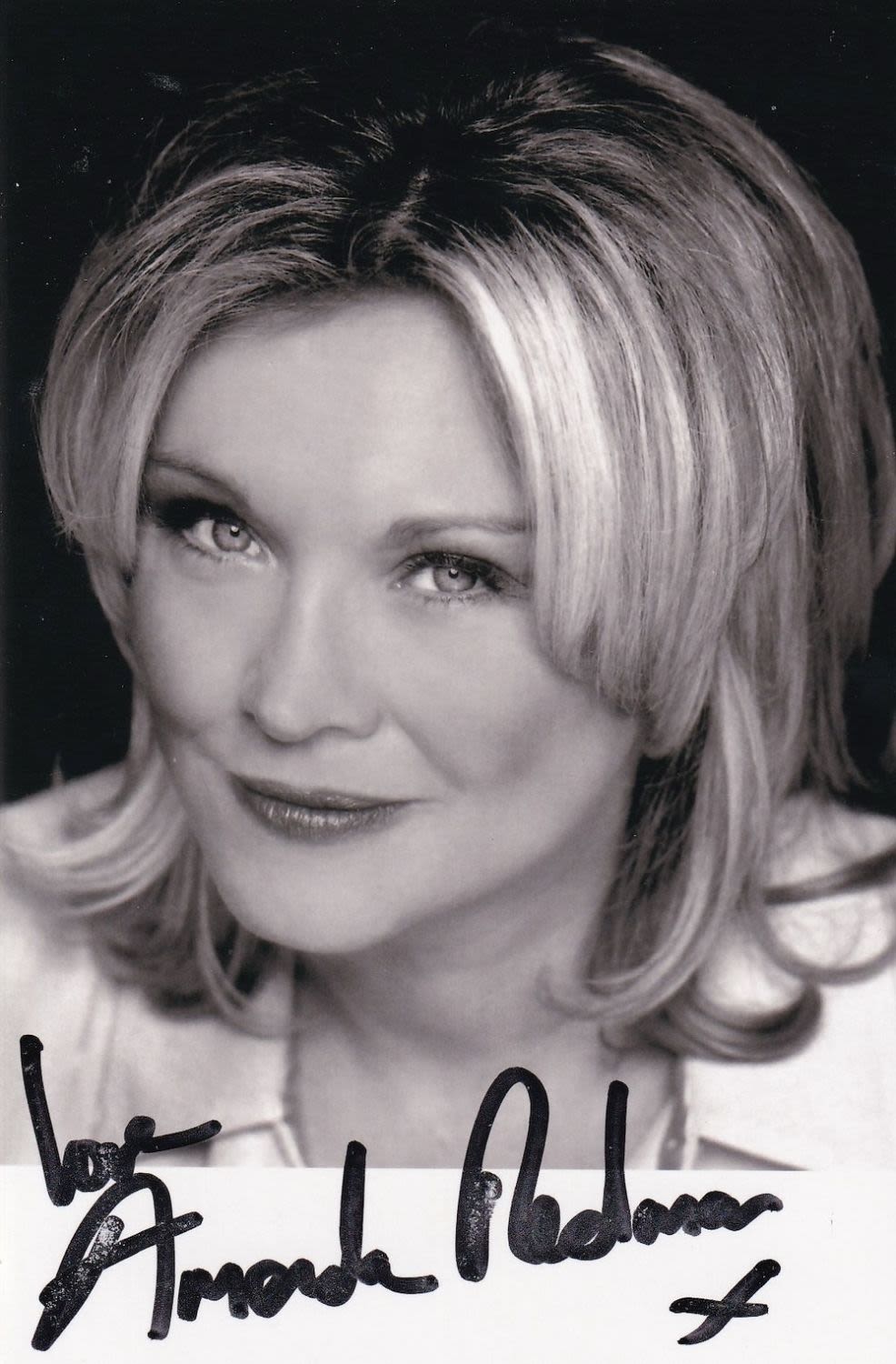 Lot 282: Amanda Redman, Popular British Actress, 6x4 inch Signed...