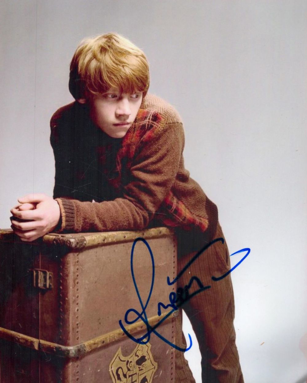 Lot 146: Rupert Grint signed 10x8 colour photo. Rupert Alexander...