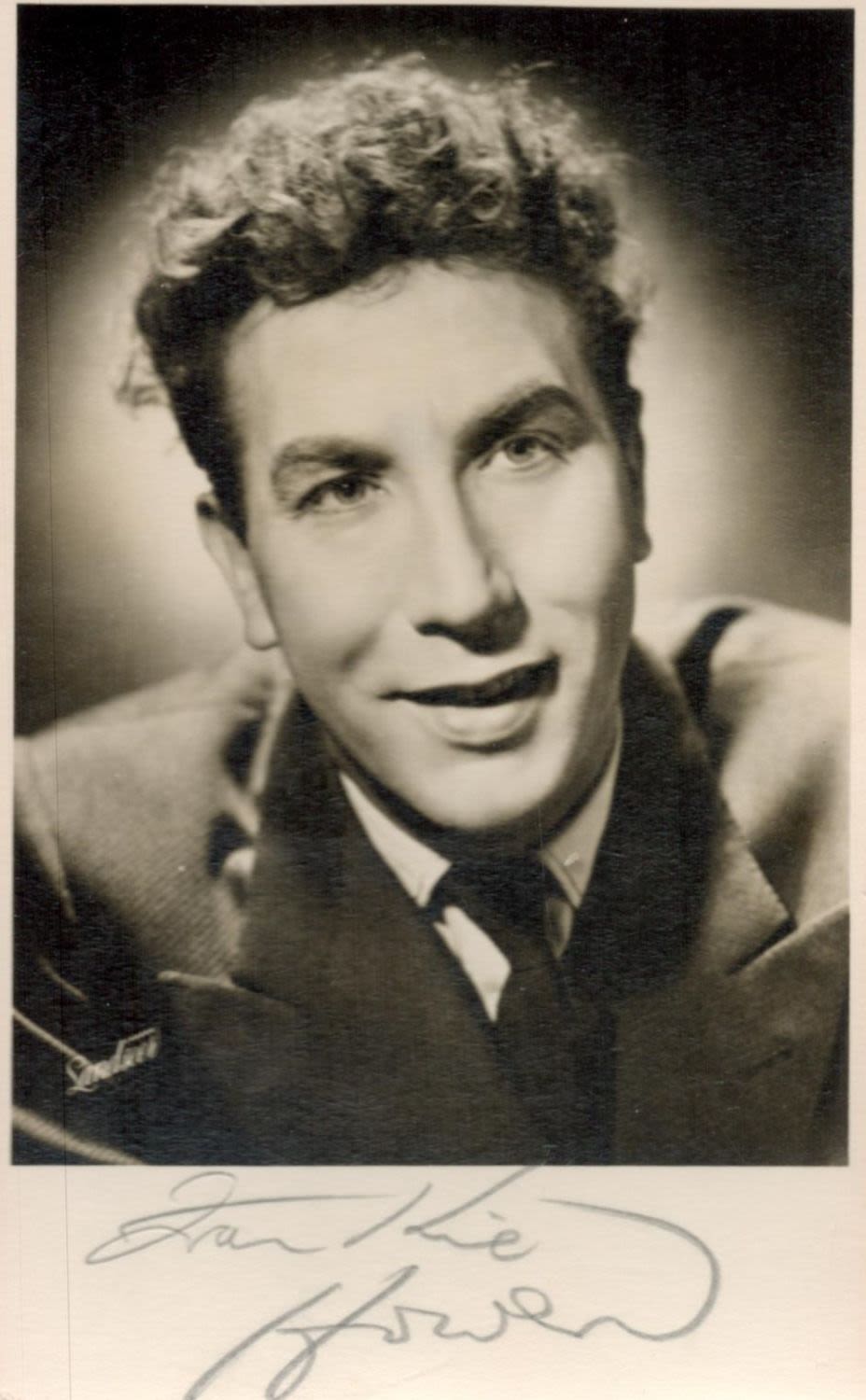 Lot 163: British Comedian Frankie Howerd Signed 5. 5 x...