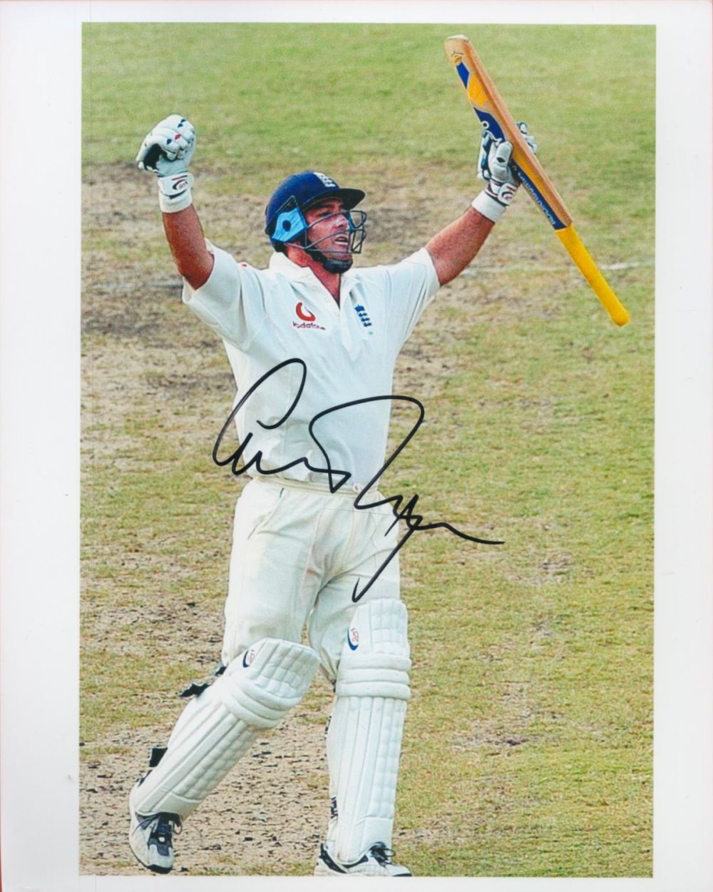 Lot 268: Former England Cricketer Graham Thorpe Signed 10x8 inch...