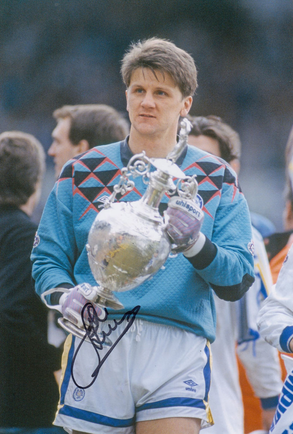 Lot 279: Autographed John Lukic 12 X 8 Photo colour,...
