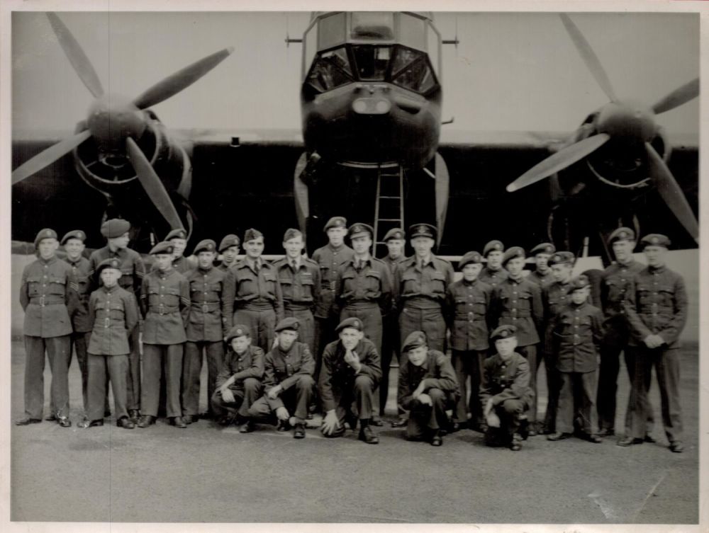 Lot 669: Original Wartime Photo Showing 83rd Squadron RAF in...