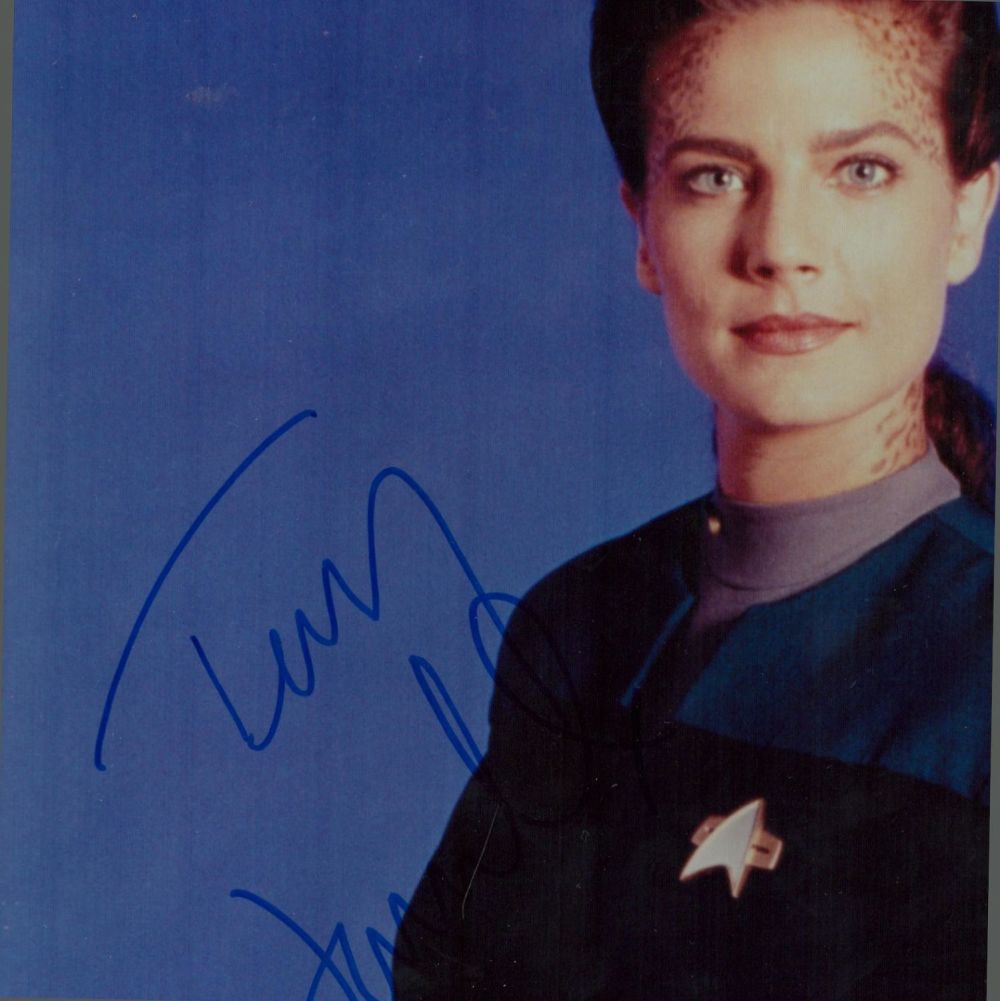 Lot 13: Star Trek Actor, Terry Farrell signed colour promo...