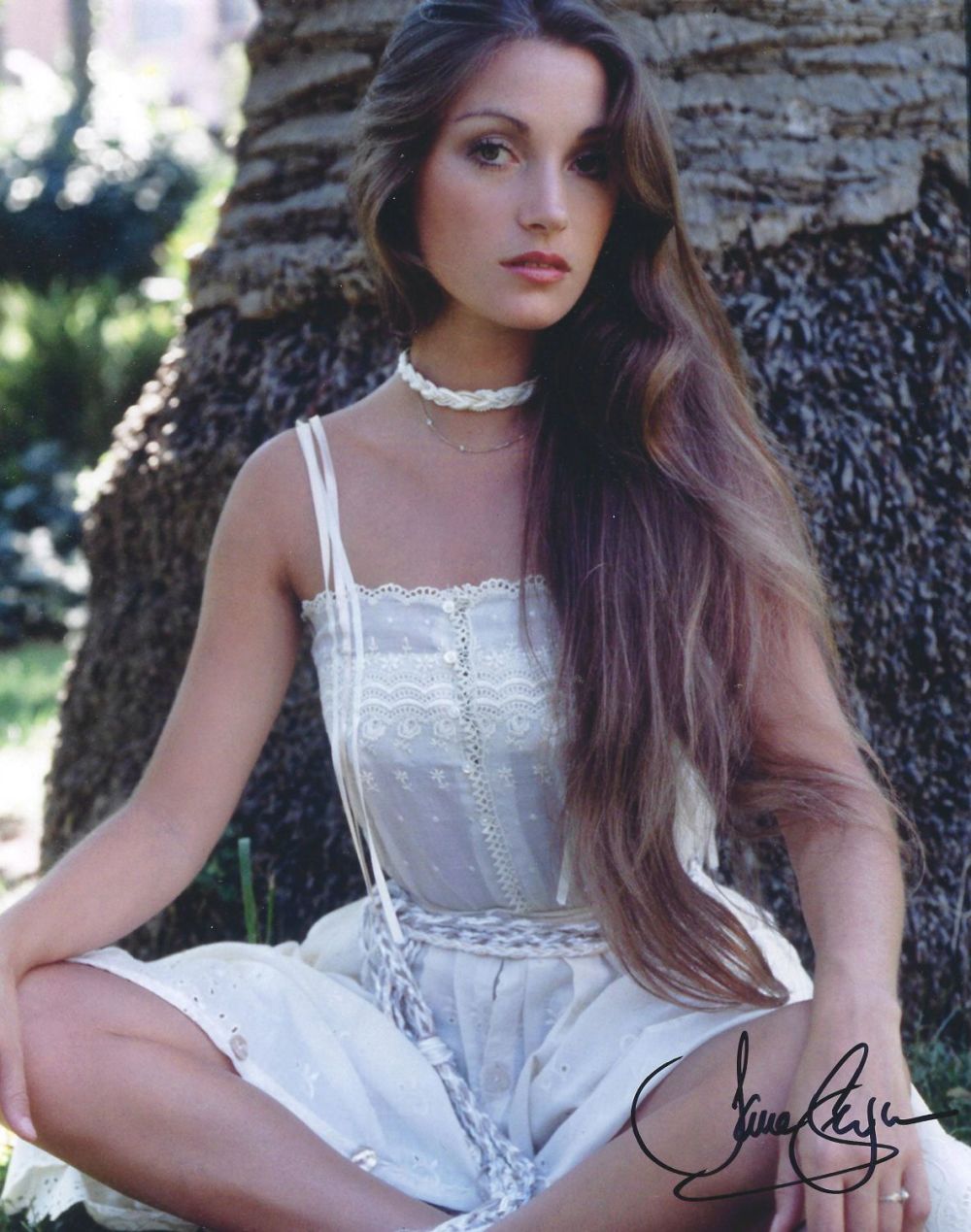 Lot 54: Jane Seymour signed 10x8 colour photograph. Jane is...