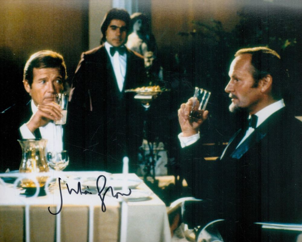 Lot 253: Julian Glover signed 10 x 8 inch colour...