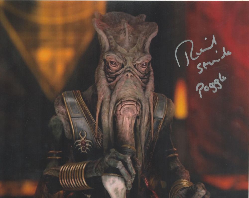 Lot 367: Richard Stride signed Star Wars 10x8 colour photo....