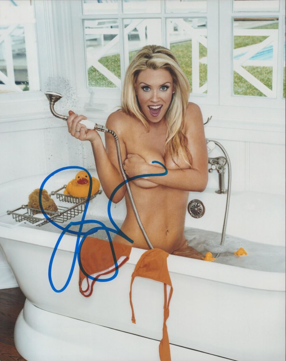 Lot 399: Jenny McCarthy signed 10x8 colour photo. Good condition....