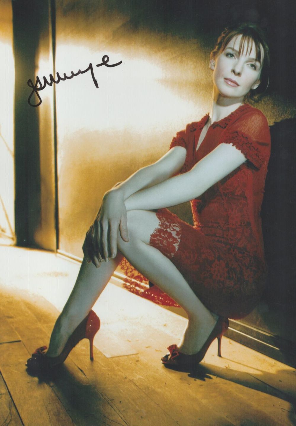 Lot 404: Jacqueline McKenzie signed 10x8 colour photo. Good condition....