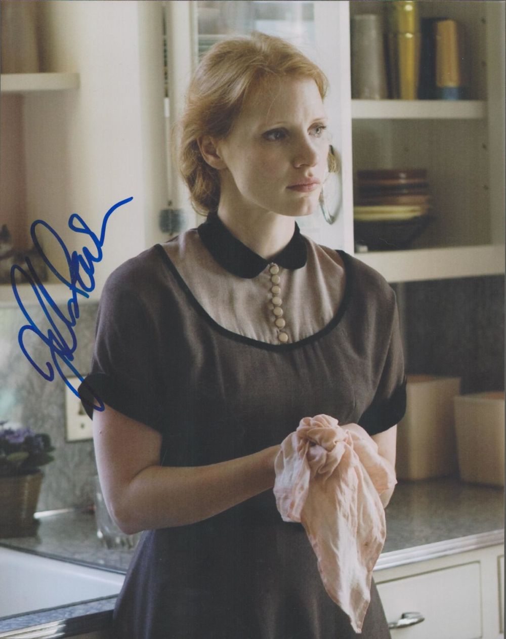 Lot 427: Jessica Chastain signed 10x8 colour photo. Good condition....