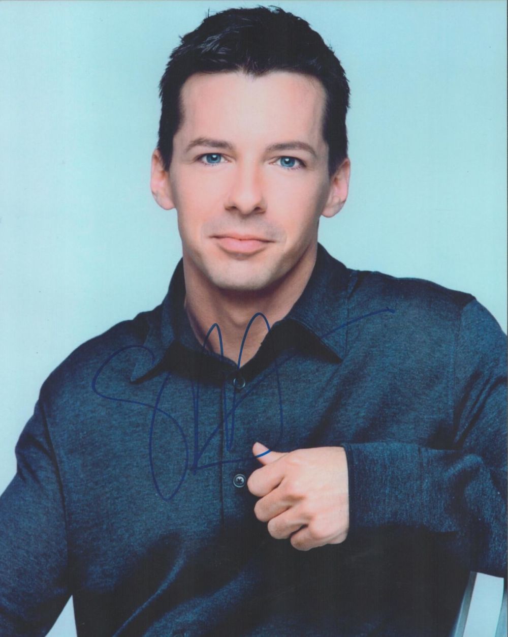 Lot 439: Sean Hayes signed 10x8 colour photo. Good condition....