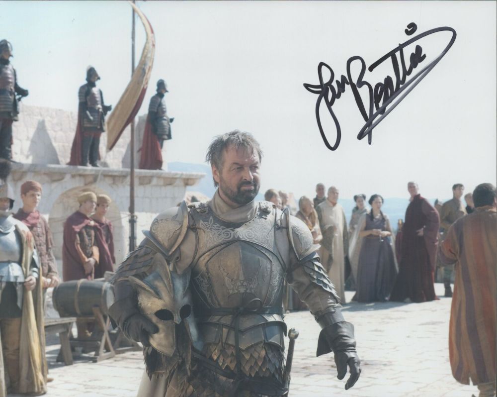 Lot 459: Ian Beattie signed 10x8 colour photo. Good condition....