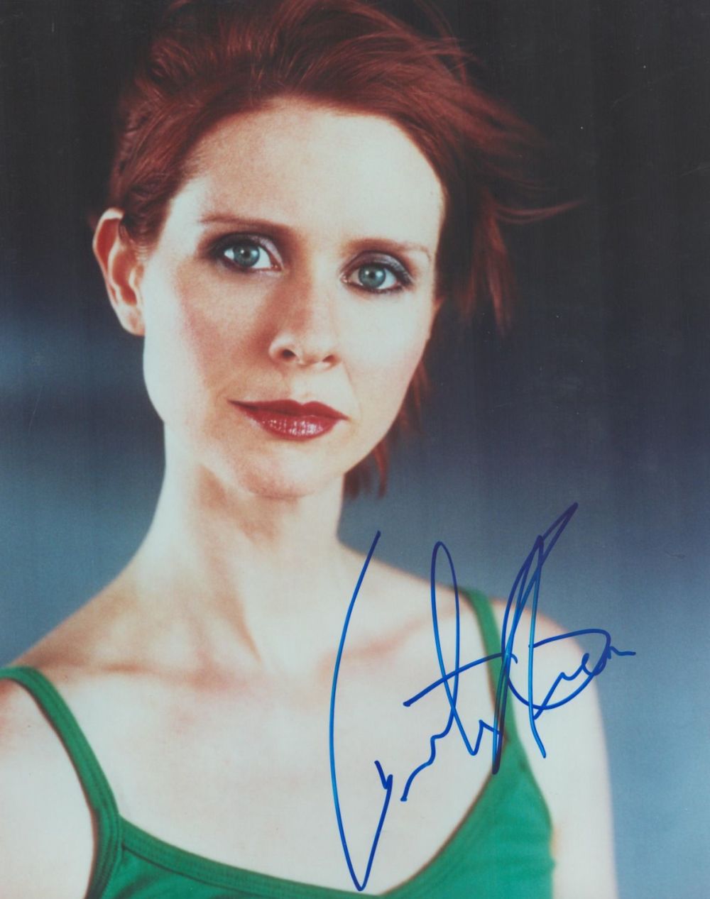 Lot 470: Cynthia Nixon signed 10x8 colour photo. Good condition....