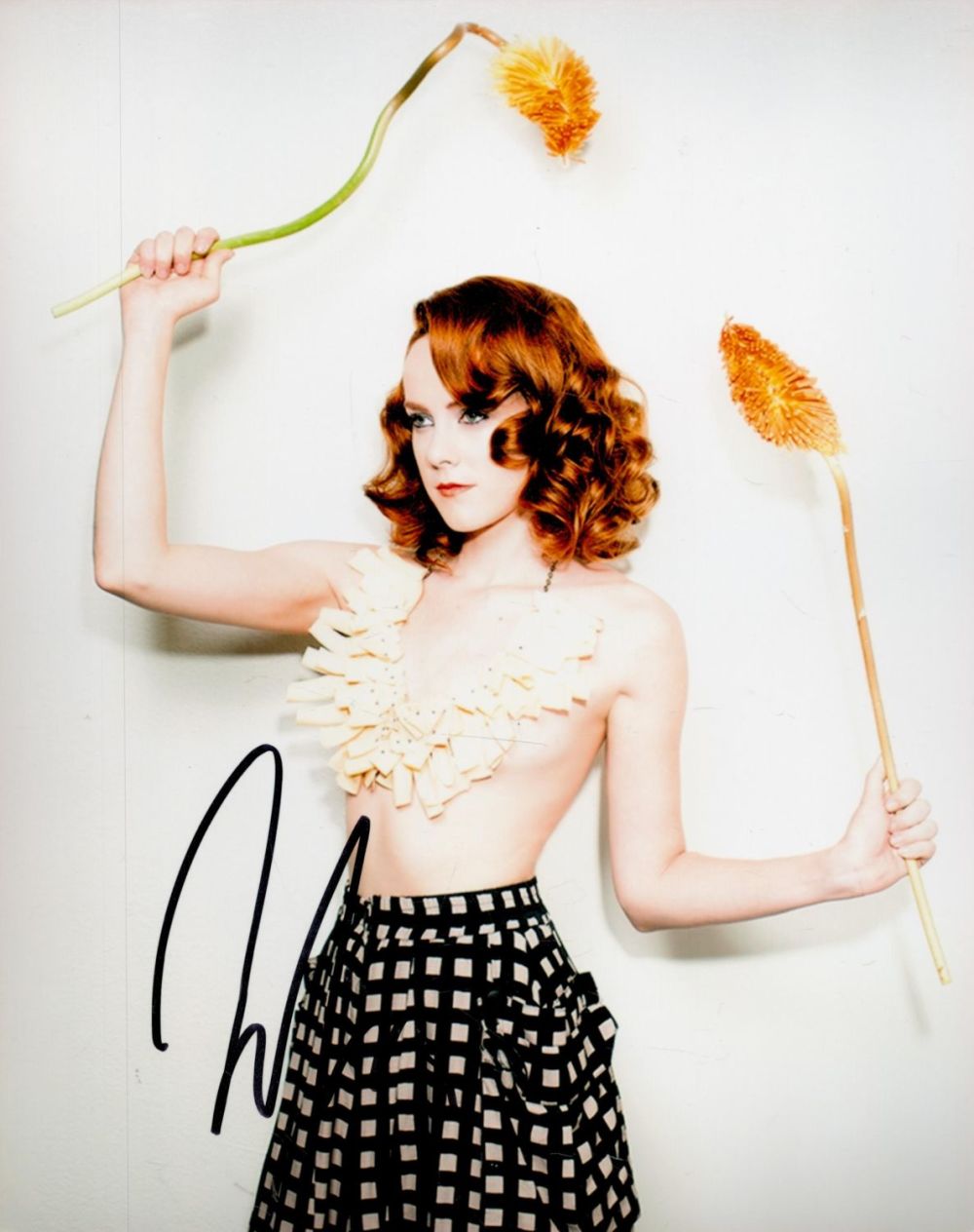 Lot 505: Jena Malone signed 10x8 colour photo. Good condition....