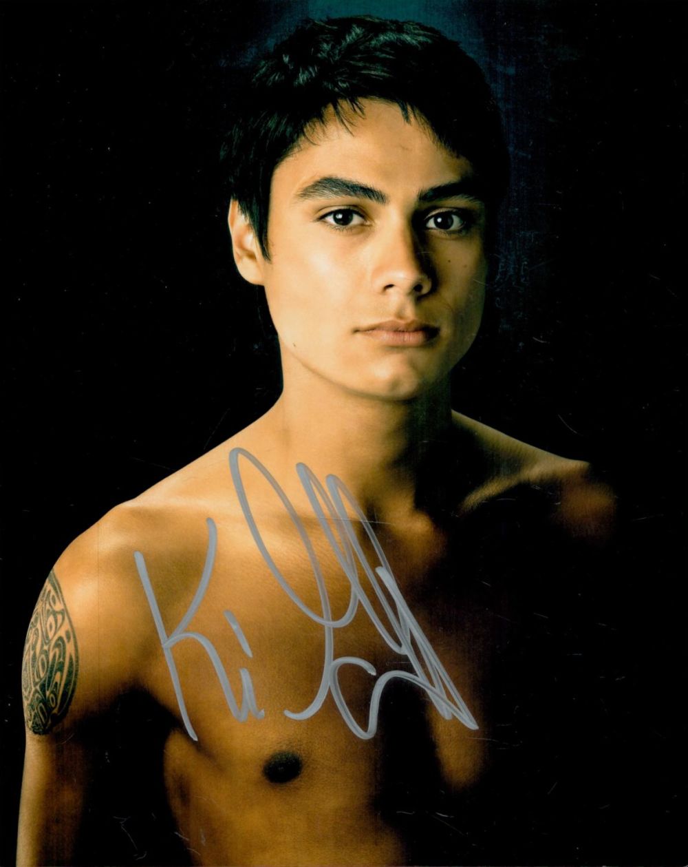 Lot 510: Kiowa Gordon signed 10x8 colour photo. Good condition....