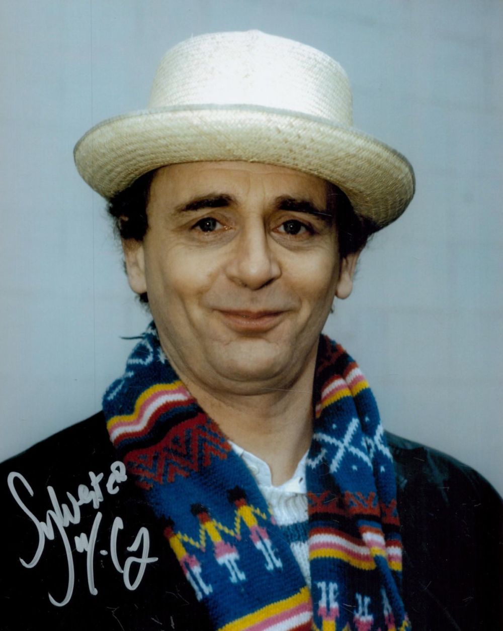 Lot 556: Sylvester McCoy signed Dr Who 10x8 colour photo....