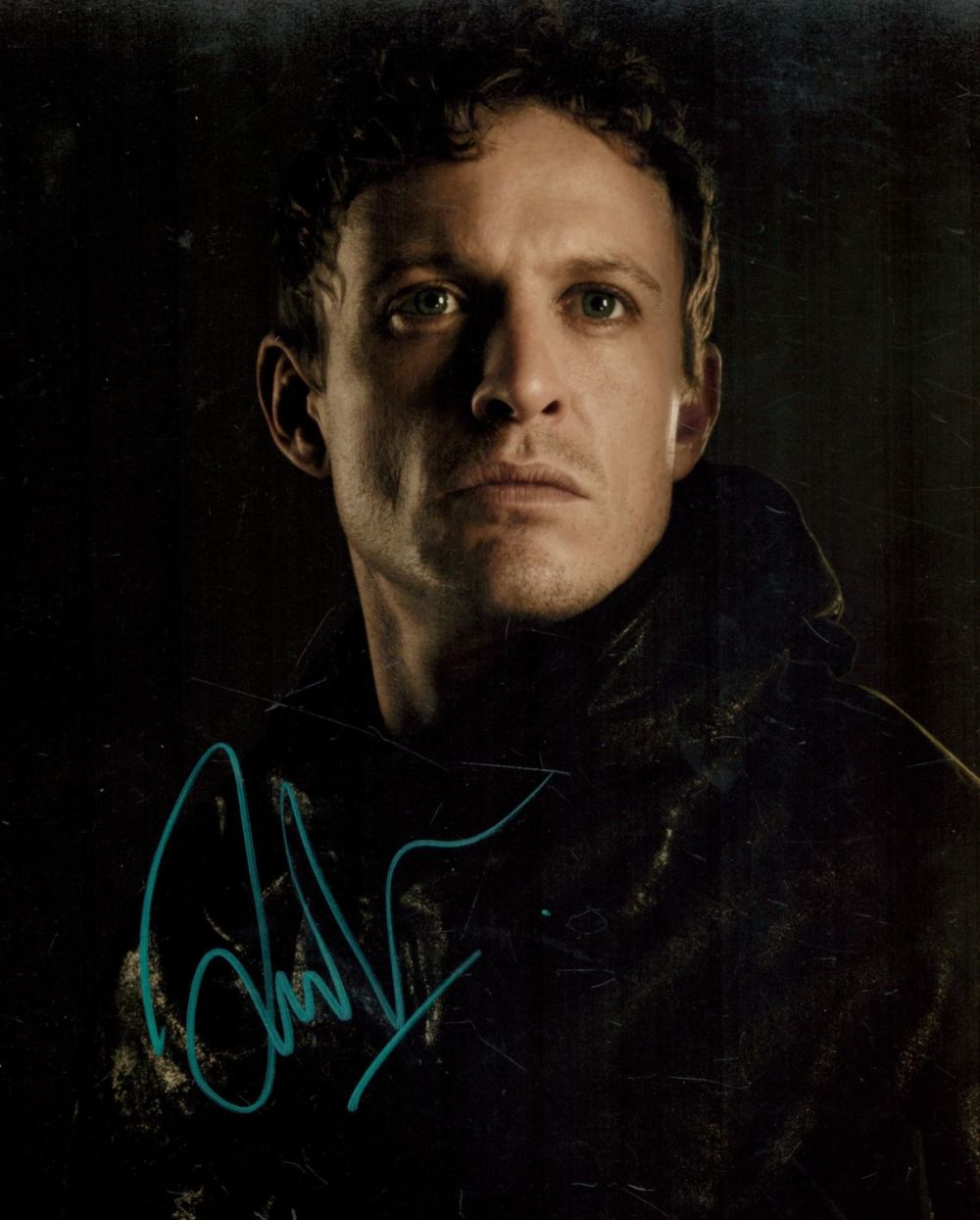 Lot 564: David Lyons signed 10x8 colour photo. Good condition....