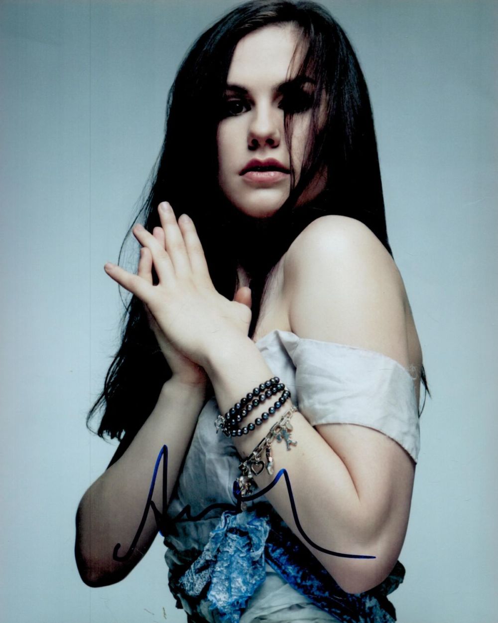 Lot 592: Anna Paquin signed 10x8 colour photo. Good condition....