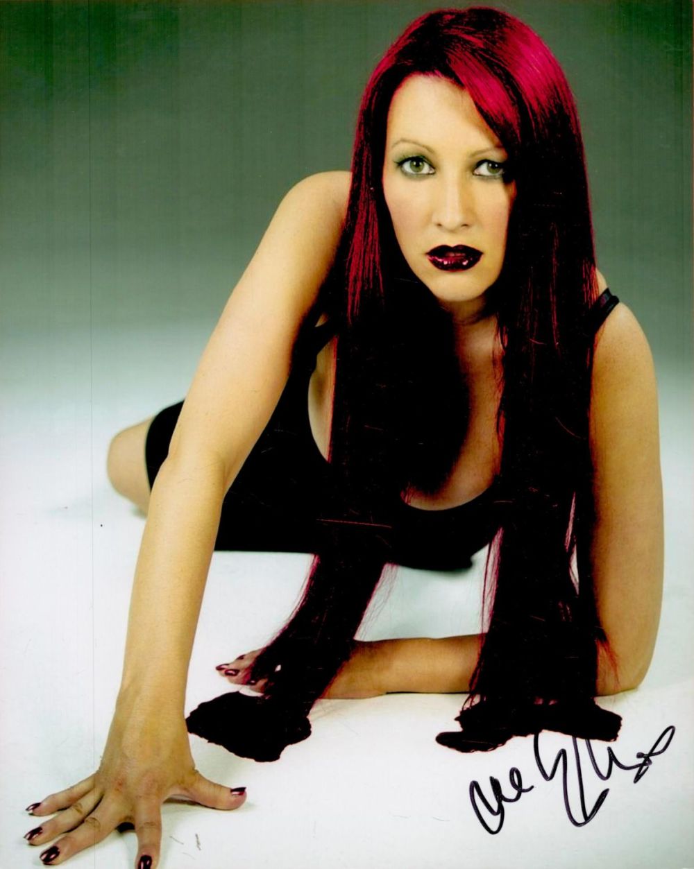 Lot 603: Jane Goldman signed 10x8 colour photo. Good condition....
