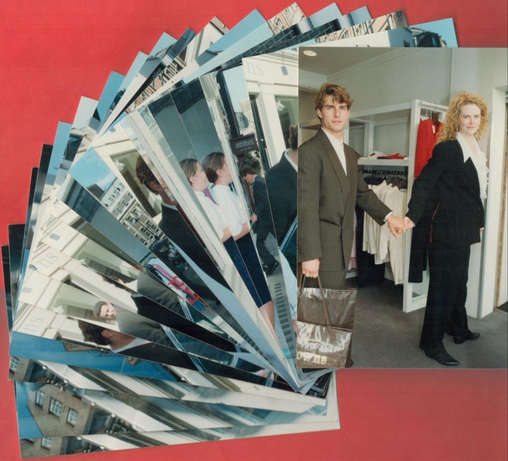 Lot 130: Tom Cruise and partner Nicole Kidman unsigned photo...