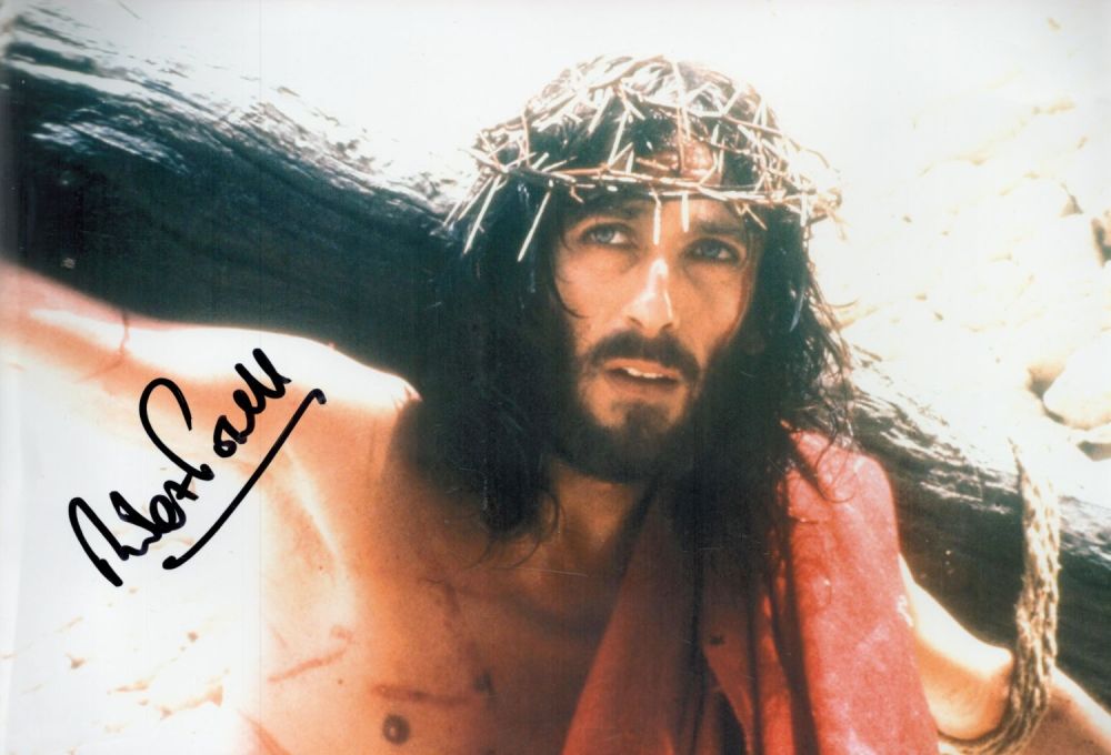 Lot 172: Robert Powell Actor Signed 'Jesus Of Nazareth' 8x12...