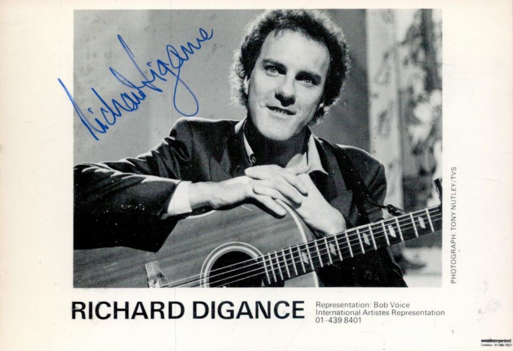 Lot 267: Richard Digance Signed 6x4 inch Black and White...