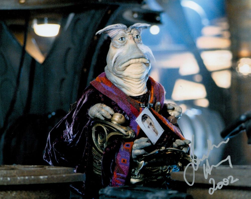Lot 304: Jonathan Hardy. Farscape actor signed 10x8 colour photo....