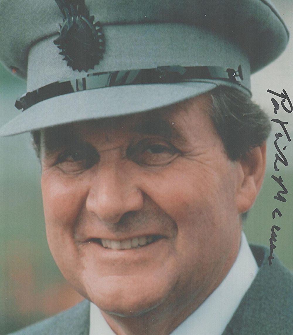 Lot 315: James Bond, Patrick Macnee signed 10x8 colour photograph....