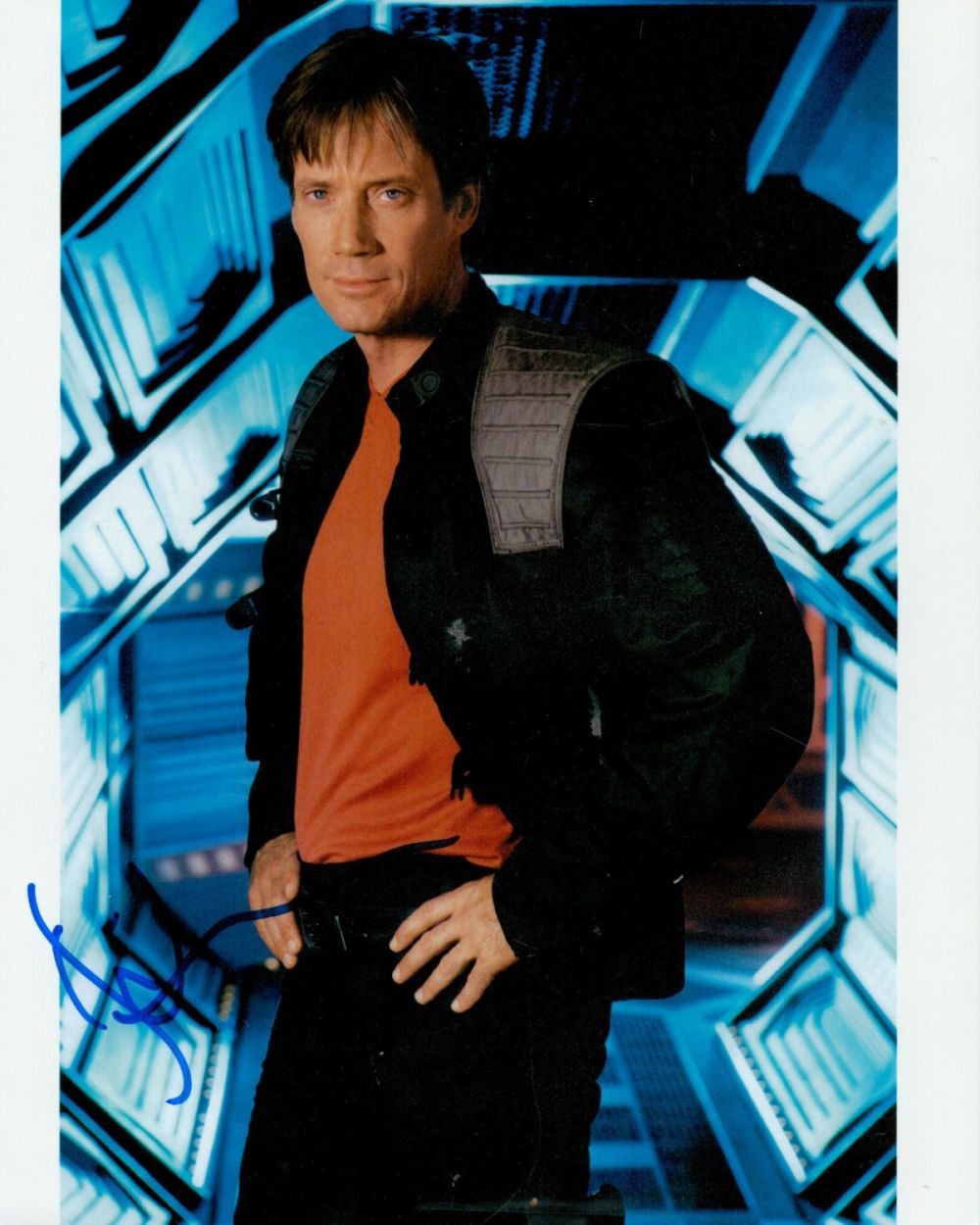 Lot 322: Kevin Sorbo. Andromeda actor signed 10x8 colour photo....