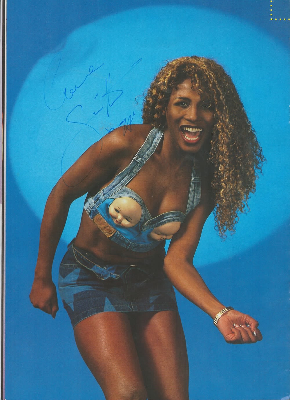 Lot 404: Singer Sinitta Signed Futurist Theatre Music Production Programme....