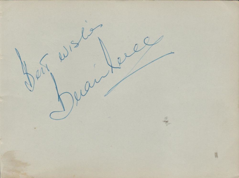 Lot 446: TV Presenter Eammon Andrews Signed 5x3 inch Signature...