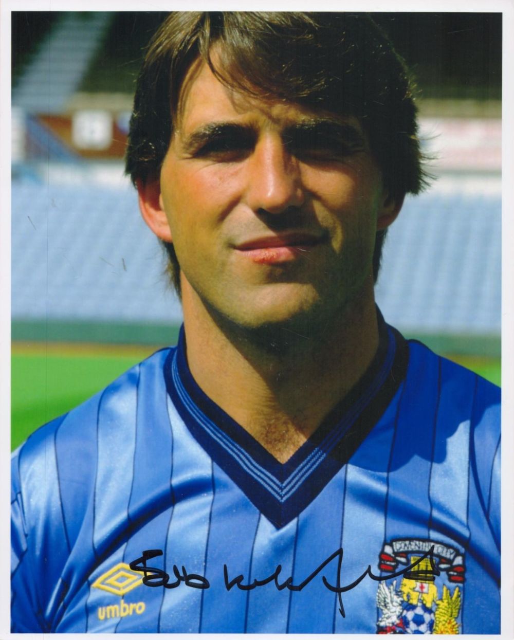 Lot 314: Bob Latchford signed 10x8 colour photo pictured while...