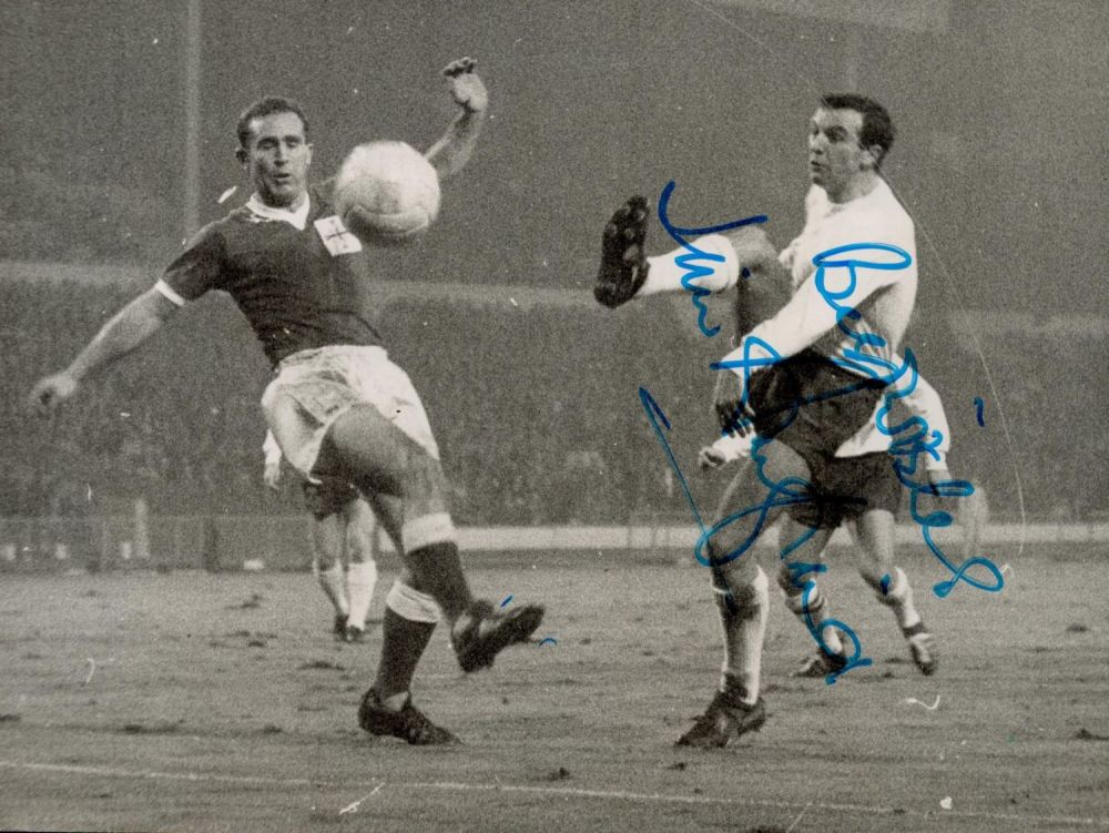 Lot 405: Football Jimmy Armfield signed 8x6 England black and...