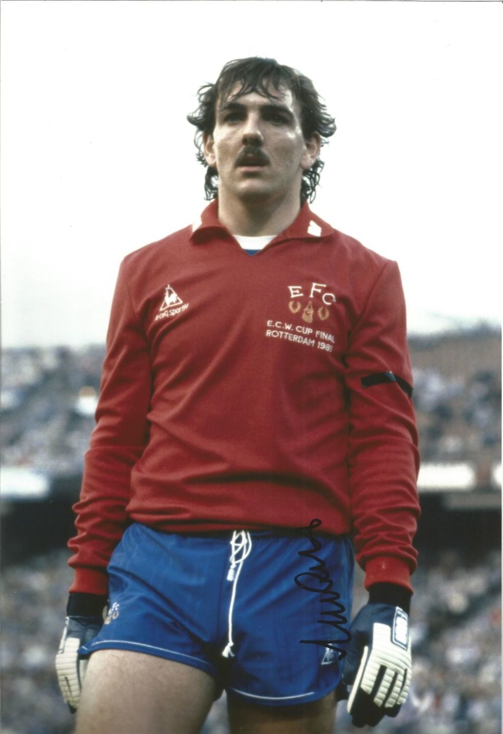 Lot 458: Neville Southall Everton Signed 12 x 8 inch...