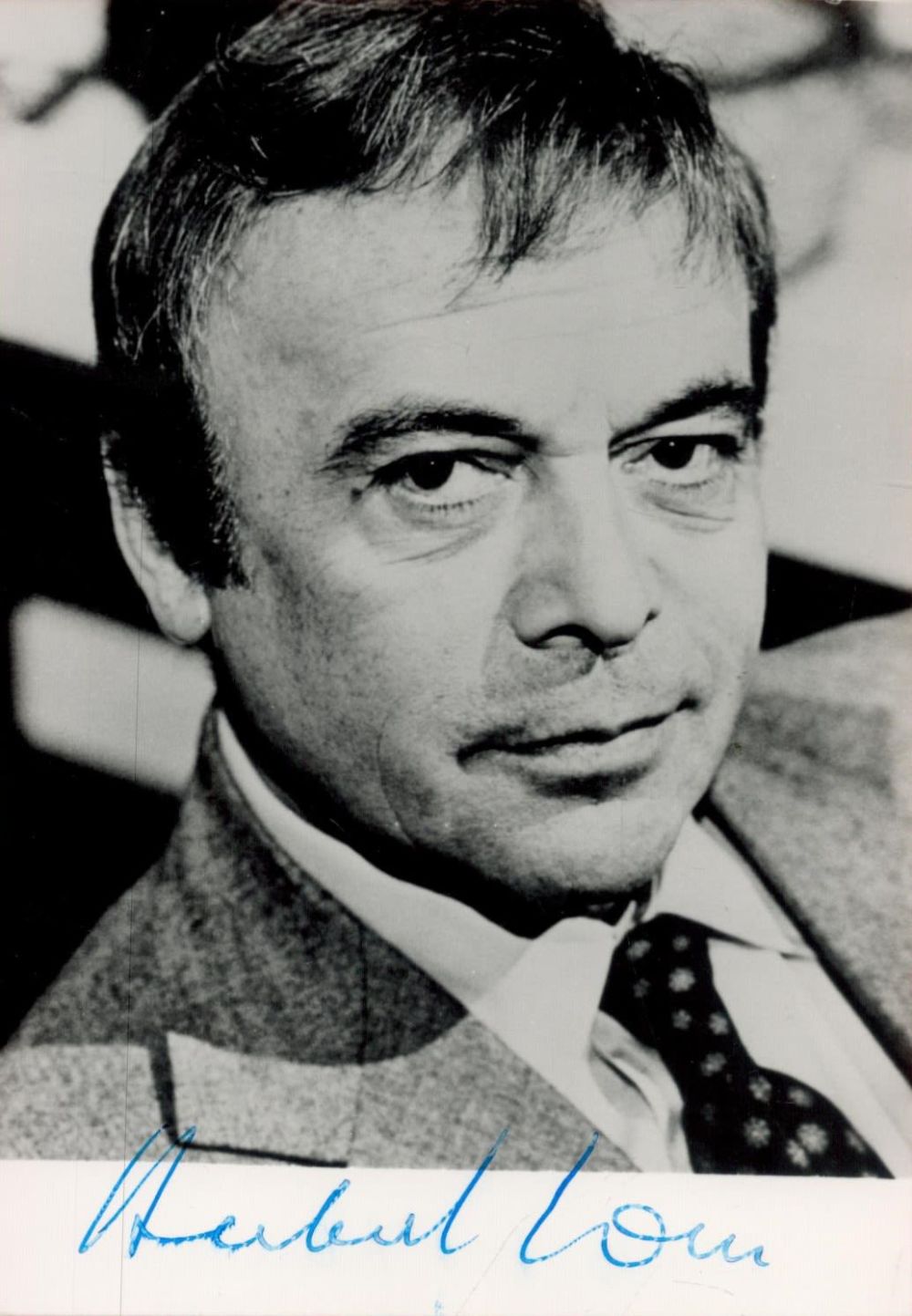 Lot 240: Czech-British actor Herbert Lom Signed 5 x 3.5...