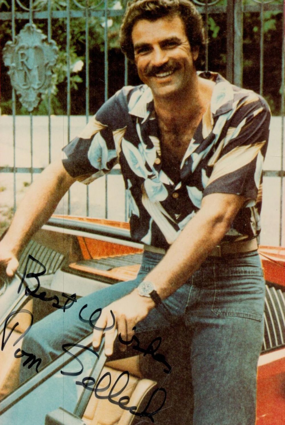 Lot 248: American Actor Tom Selleck Signed 6 x 4...