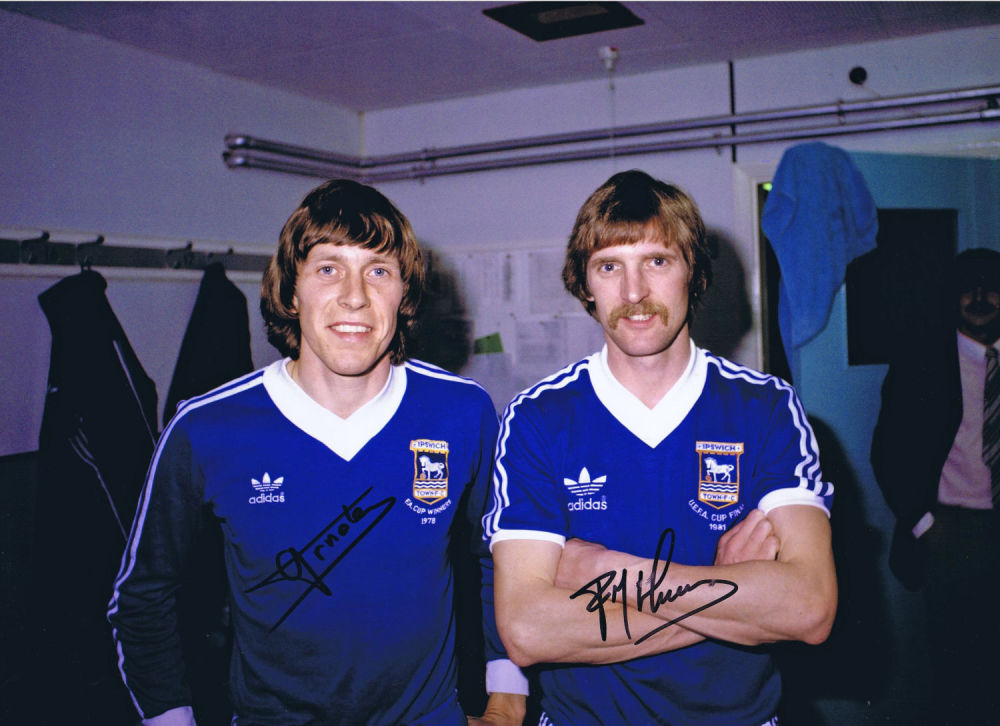 Lot 414: Autographed IPSWICH TOWN 16 x 12 photo -...