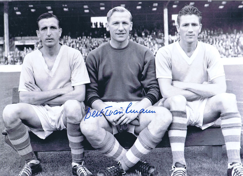 Lot 425: Autographed BERT TRAUTMANN 16 x 12 photo -...