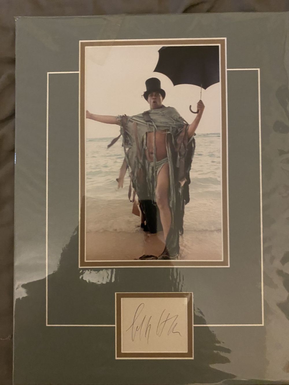 Lot 579: 007 James Bond movie Live and Let Die...
