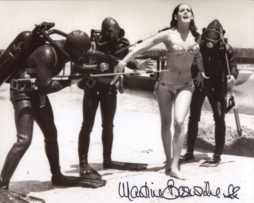 Lot 732: 007 James Bond movie Thunderball 8x10 photo signed...