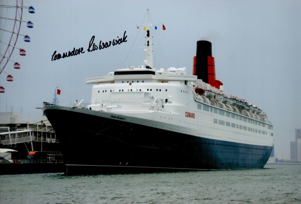 Lot 108: Commodore R.W Warwick signed Cunard QE2 12x8 colour...