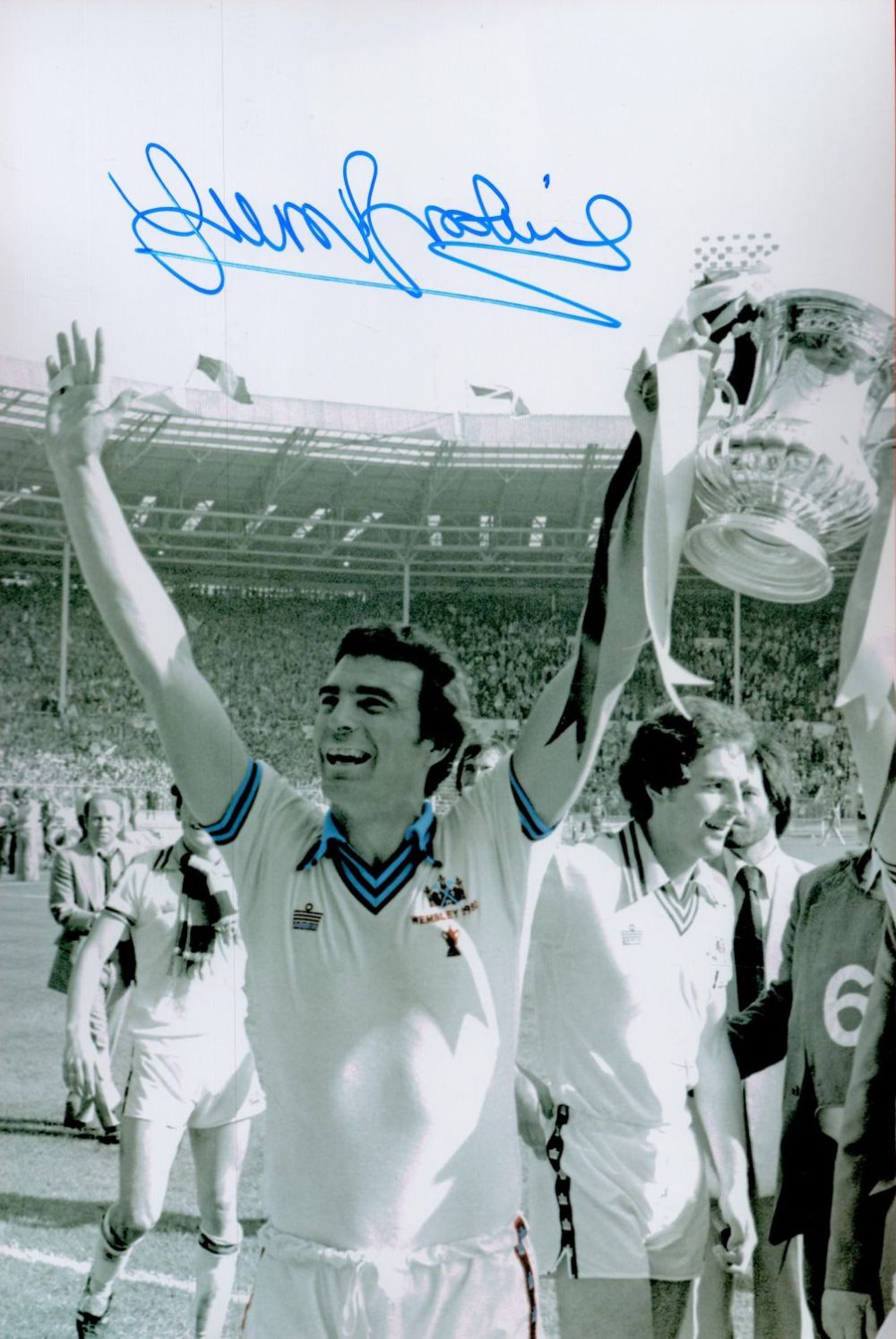 Lot 201: West Ham Legend Trevor Brooking Signed 12x8 inch...