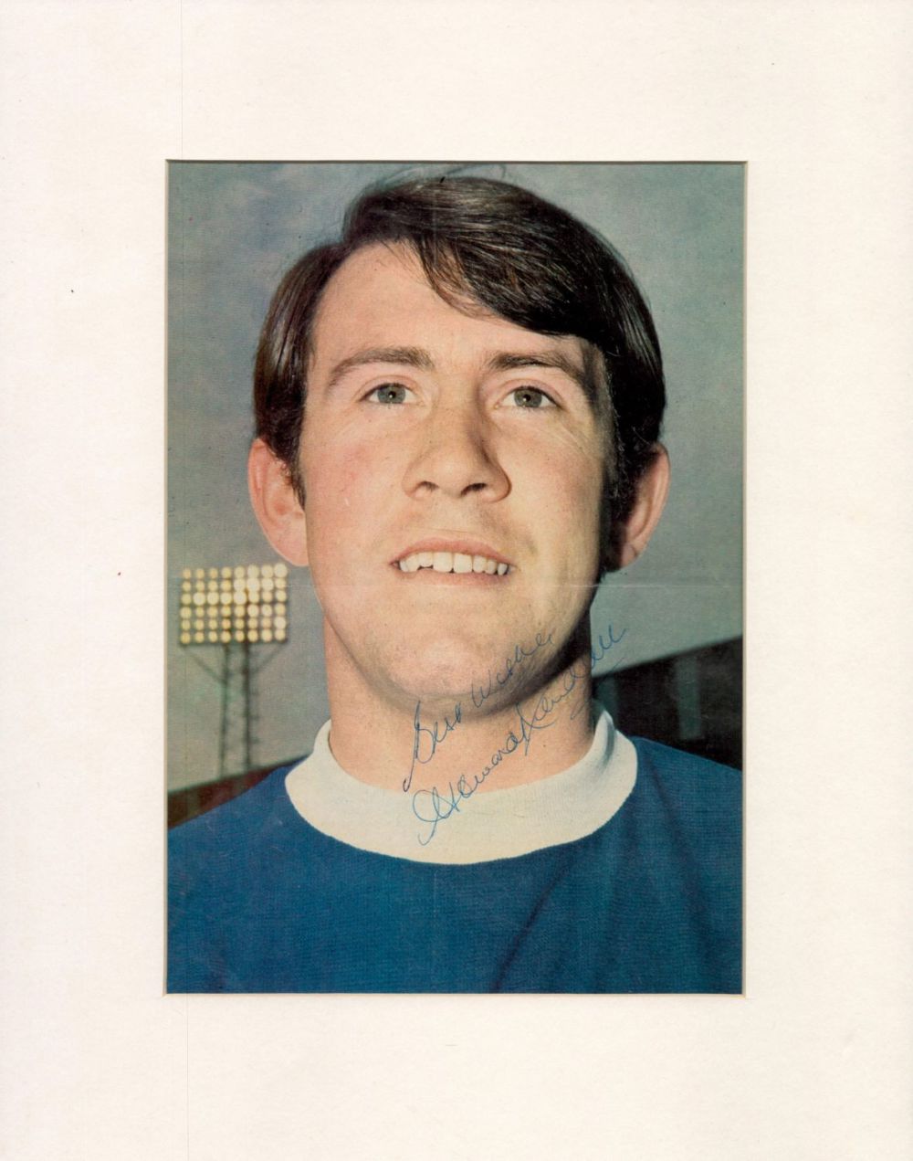 Lot 251: Former Everton Star Howard Kendall Signed Colour Magazine...