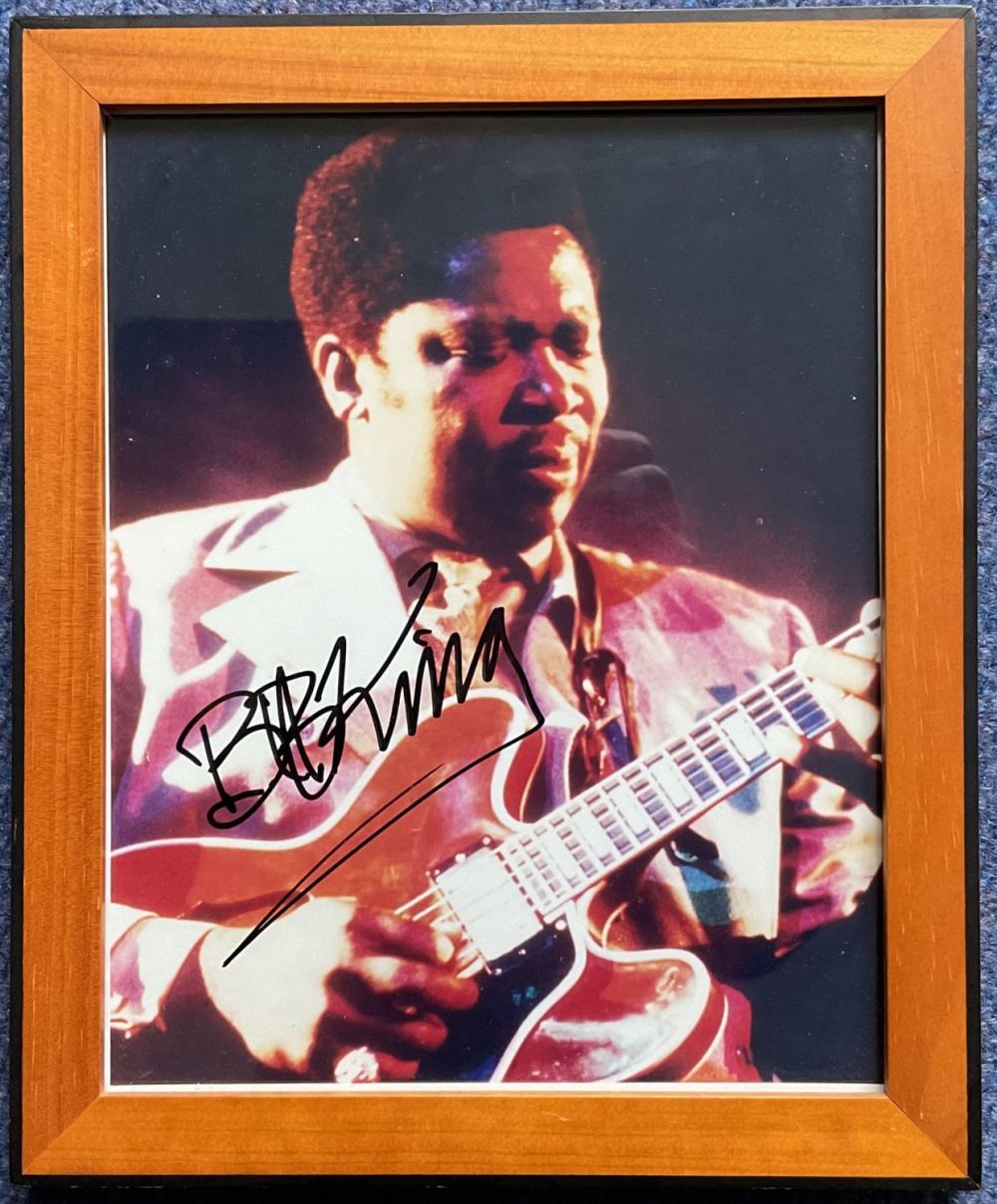 Lot 255: B B King Signed 10x8 inch Colour Photo...