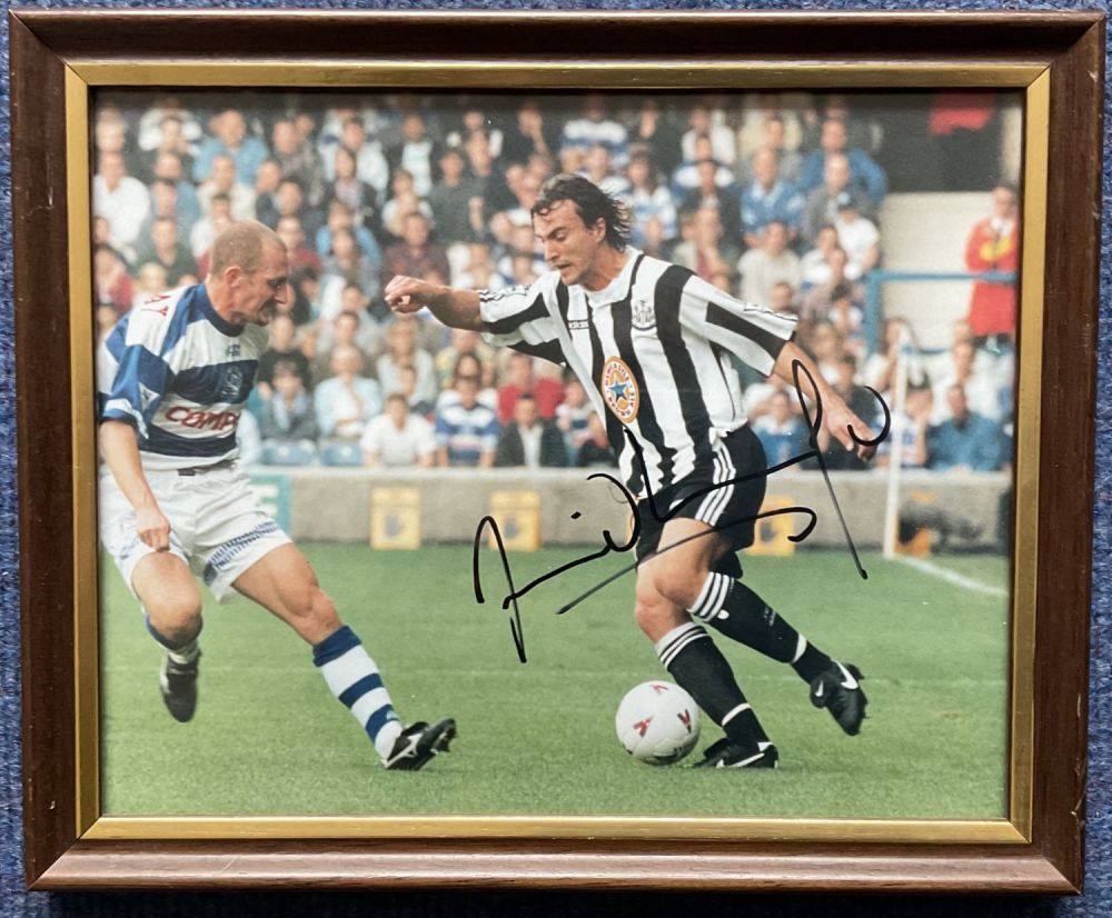Lot 276: Football Legend David Ginola Signed 10x8 inch Colour...