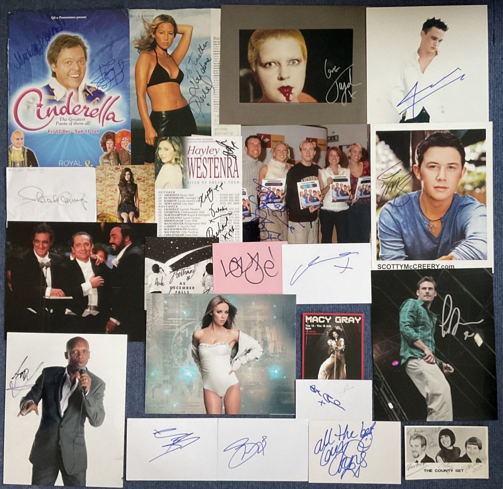 Lot 366: Music Collection of 20 Autographs on Photos, Promo...