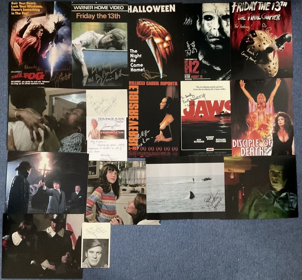 Lot 371: Horror Films Autograph Collection of 15 Signatories on...